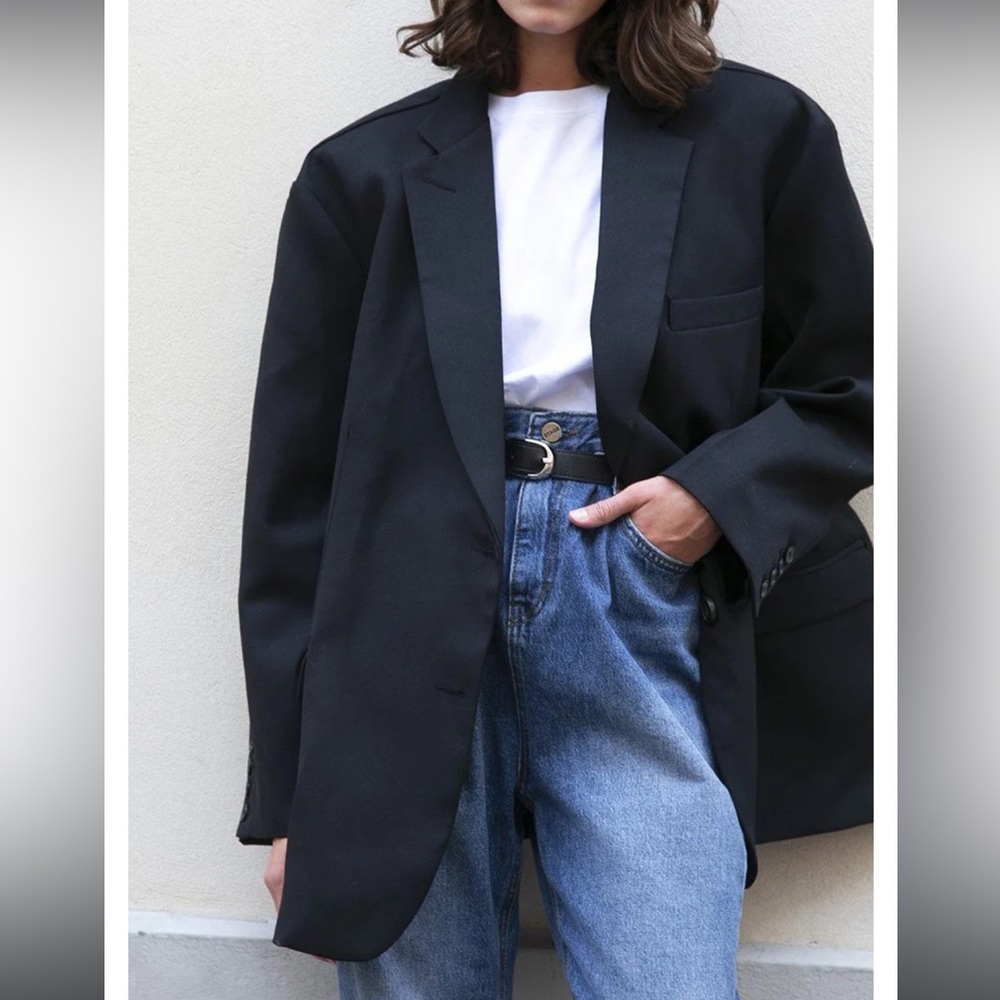 The Frankie Shop Oversized Boyfriend Blazer in Black